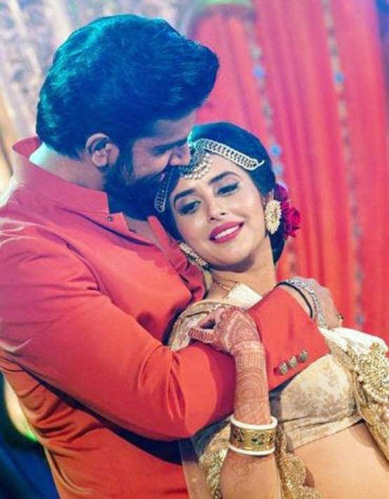 सुष्मिता सेन के भाई-भाभी के बीच चल रही खटपट? डिलीट फोटो ने किया इशारा