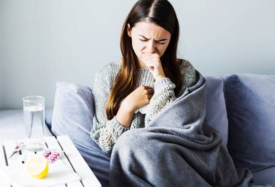 कमजोर इम्यूनिटी का संकेत हैं ये 6 लक्षण, कोरोना से बचने को दें ध्यान