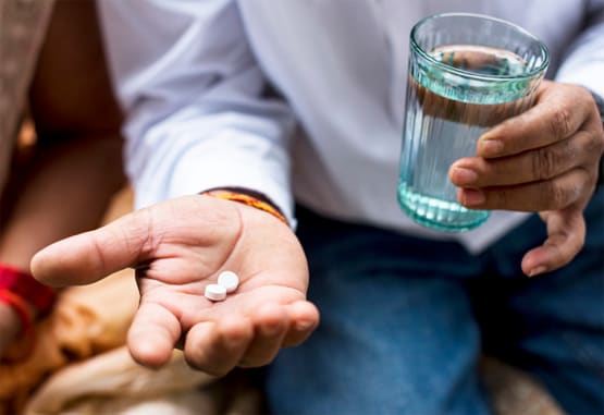 सस्ती हुई कोरोना के इलाज में असरदार ये दवा, जानें अब कितनी है कीमत