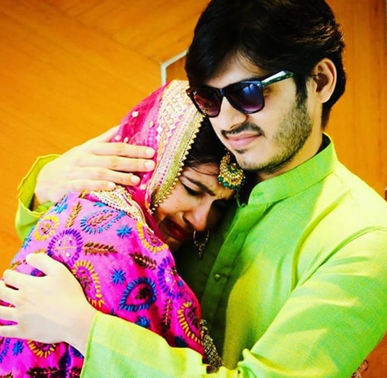 न्यूलीवेड संगीता ने शेयर की विदाई की तस्वीरें, भाई के गले लगकर खूब रोईं