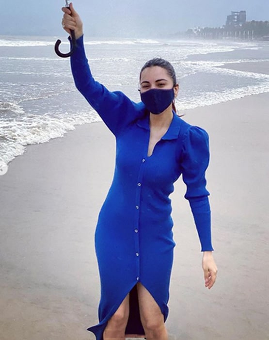 4 महीने बाद कुंडली भाग्य फेम श्रद्धा की बीच आउटिंग, गर्ल गैंग संग आईं नजर