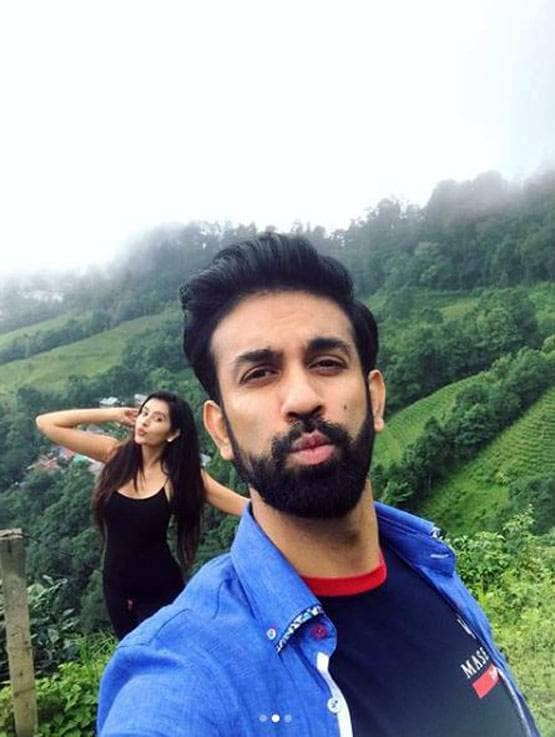 अनबन की खबरों के बीच साथ आए चारु-राजीव, वीडियो चैट का स्क्रीनशॉट वायरल