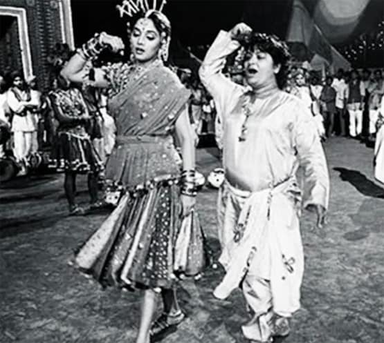 सरोज खान की बेस्ट स्टूडेंट थीं माधुरी, मास्टरजी ने बनाया धक-धक गर्ल को डांसिंग दीवा