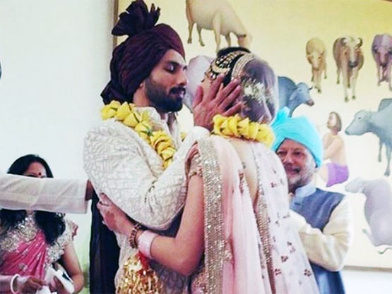 शाहिद कपूर-मीरा की शादी के 5 साल पूरे, देखें कपल की रोमांटिक फोटो