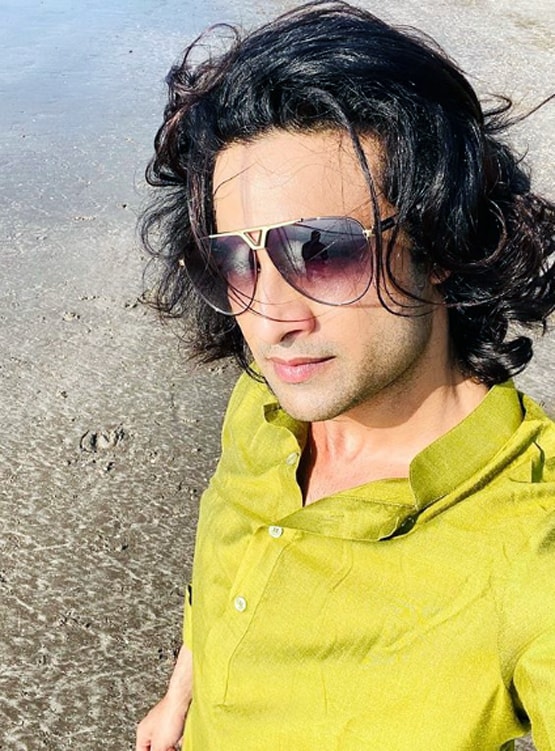 कोरोना पॉजिटिव पत्नी की हालत हुई गंभीर, ये सुन सारी रात रोते रहे TV एक्टर