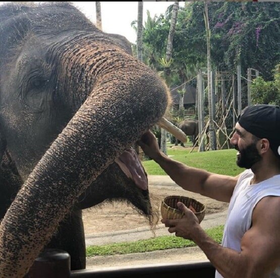 सिक्स पैक ऐब्स वाला बाहुबली एथलीट, कोरोना ने पहुंचा दिया था मौत के करीब