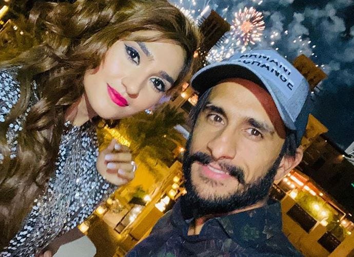 भारतीय लड़की से हुई इस PAK गेंदबाज की शादी, कोहली की फैन हैं वाइफ