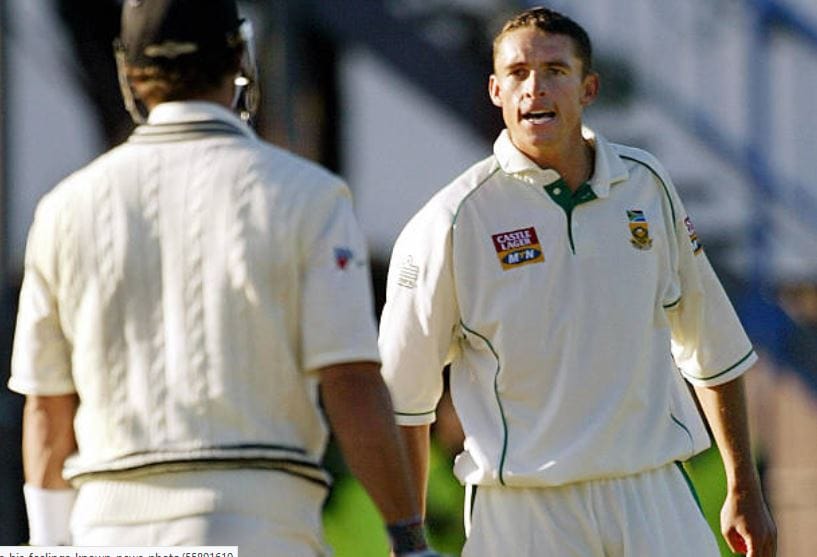 पहले खेला मैच, फिर शादी रचाने हेलिकॉप्टर से पहुंचा था ये क्रिकेटर