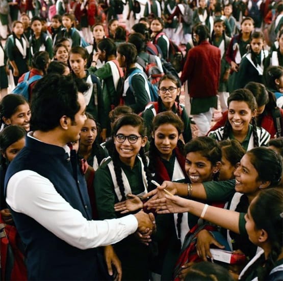 IAS होकर रखा एक्टिंग में कदम, हुए पॉपुलर, जानें- कैसे मिला था मौका