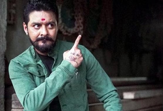 ट्रोल्स के फेवरेट हैं ये सेलेब्स, विवादित बयान से बटोरते हैं सुर्खियां