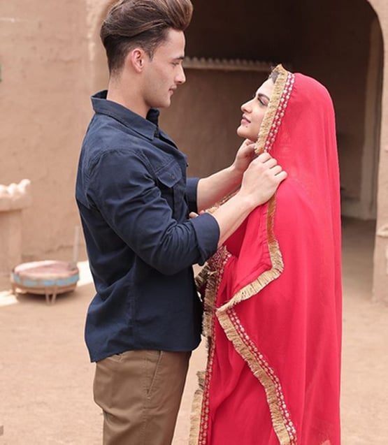 कभी नहीं होते थे टैक्सी के पैसे, तो पैदल चलकर ऑडिशन देने जाते थे आसिम