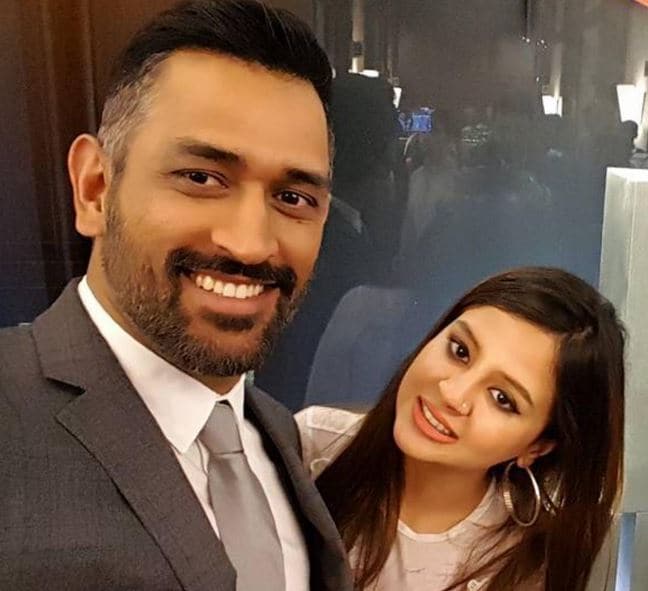 धोनी को वाइफ साक्षी ने ऐसे किया बर्थडे विश, शेयर की रोमांटिक पोस्ट