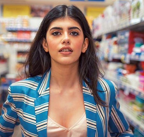 14 साल की उम्र में किया डेब्यू, 9 साल में बदला सुशांत की हीरोइन संजना का लुक