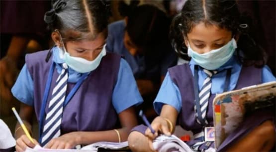 कोरोना संकट में फीस की टेंशन, ट्रेंड हो रहा है #FeesKamKarona