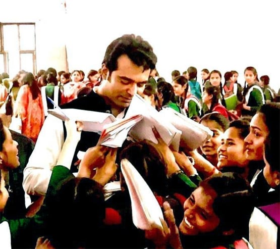 IAS होकर रखा एक्टिंग में कदम, हुए पॉपुलर, जानें- कैसे मिला था मौका