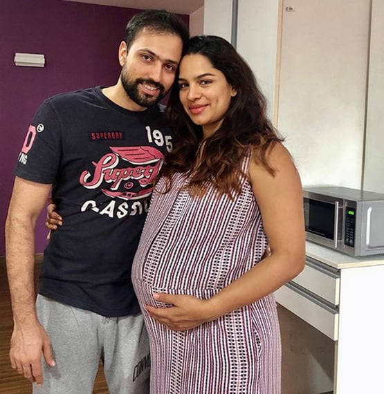 कुमकुम भाग्य फेम एक्ट्रेस ने शेयर की नन्ही बेटी के पैरों की क्यूट तस्वीरें