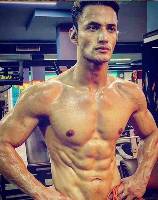 कभी नहीं होते थे टैक्सी के पैसे, तो पैदल चलकर ऑडिशन देने जाते थे आसिम