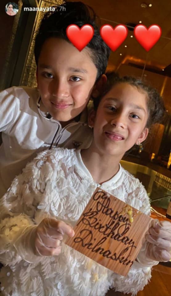 बर्थडे पर मान्यता को सता रही संजय दत्त की याद, बच्चों संग किया सेलिब्रेट