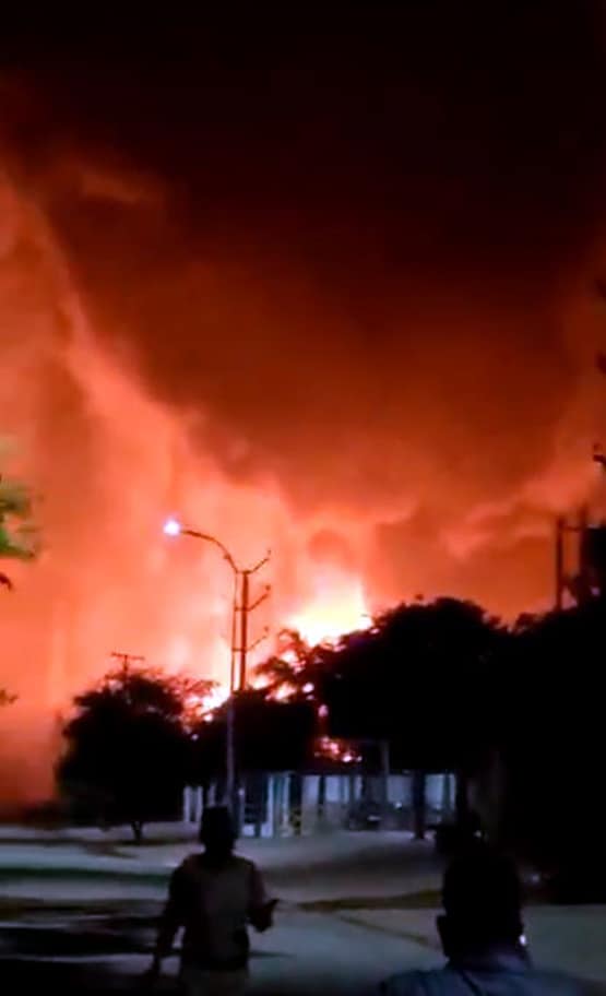 आंध्र के विजाग में केमिकल फैक्ट्री में भीषण आग, दूर तक सुने गए धमाके