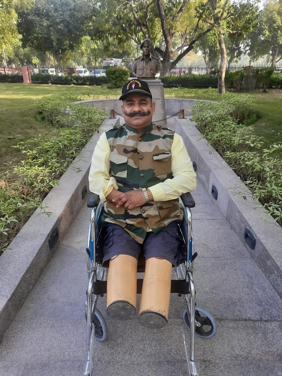 करगिल हीरो का दर्द - देशभक्ति सिर्फ FB पर, दिव्यांग हूं फिर भी सीट नहीं देते लोग