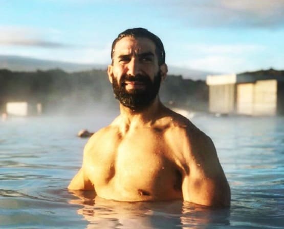 सिक्स पैक ऐब्स वाला बाहुबली एथलीट, कोरोना ने पहुंचा दिया था मौत के करीब