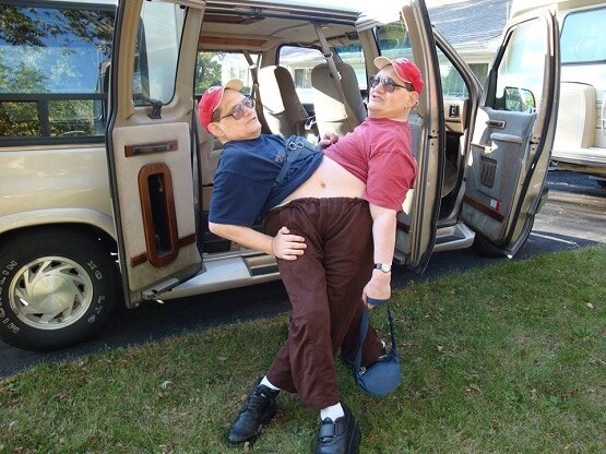 पेट से जुड़े भाइयों की मौत, दुनिया में सबसे ज्यादा जीने का था रिकॉर्ड