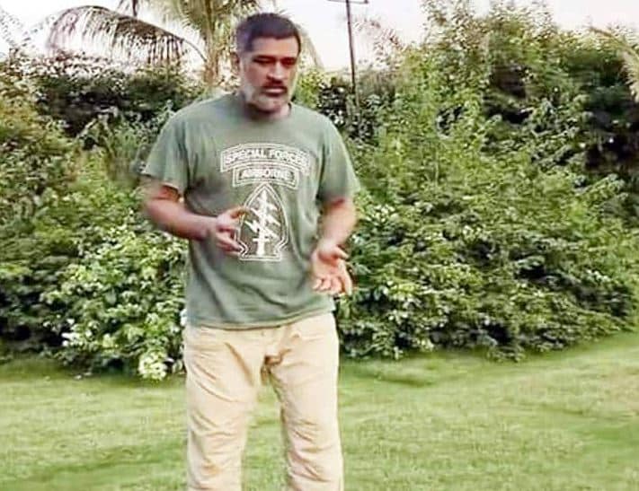 कोहली का नया लुक हुआ वायरल, बढ़ी हुई दाढ़ी में ऐसे आ रहे हैं नजर