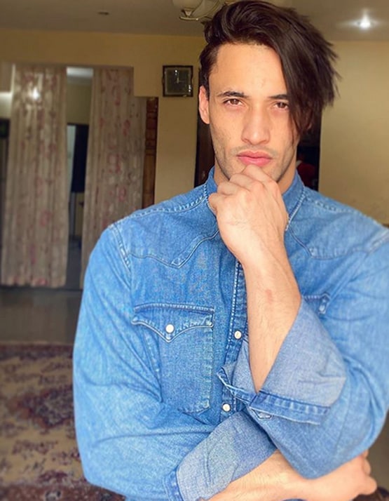 कभी नहीं होते थे टैक्सी के पैसे, तो पैदल चलकर ऑडिशन देने जाते थे आसिम