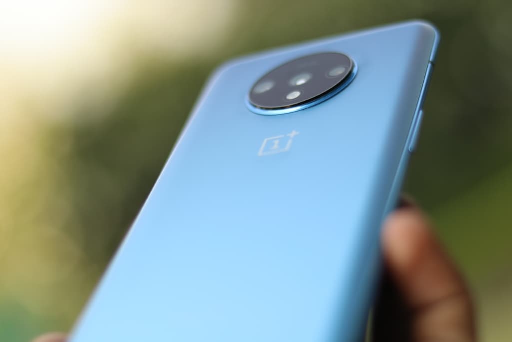 6 अगस्त से Amazon की प्राइम डे सेल, इन स्मार्टफोन्स पर मिलेगी छूट