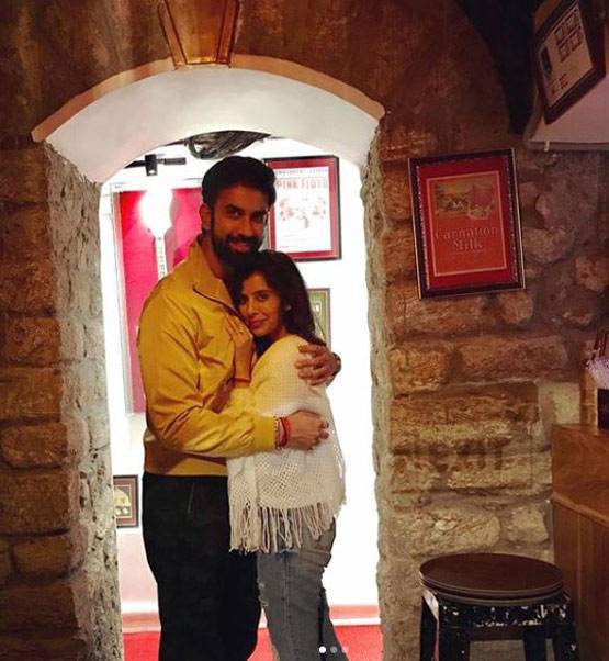 अनबन की खबरों के बीच साथ आए चारु-राजीव, वीडियो चैट का स्क्रीनशॉट वायरल