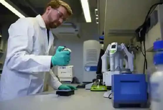 Coronavirus: अमेरिका को पहली वैक्सीन बनाने में मिली बड़ी सफलता