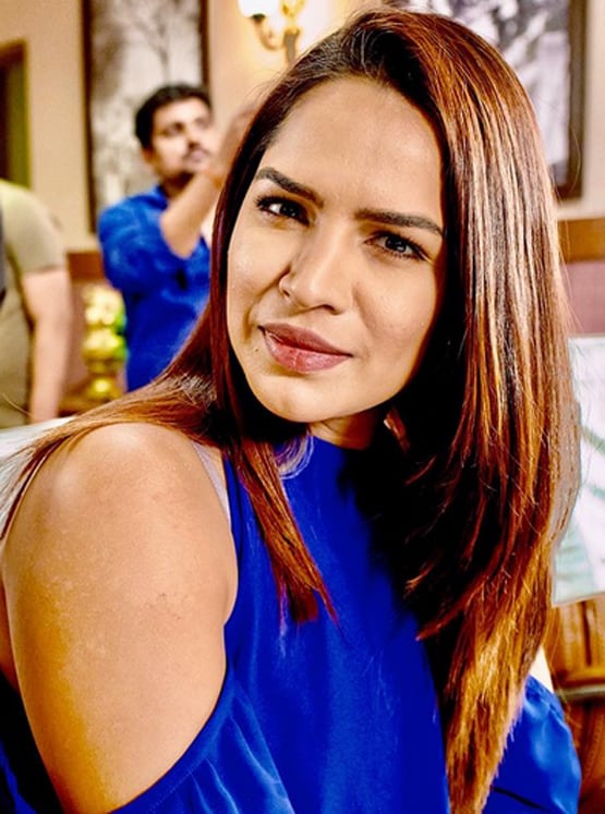 कुमकुम भाग्य फेम एक्ट्रेस ने शेयर की नन्ही बेटी के पैरों की क्यूट तस्वीरें