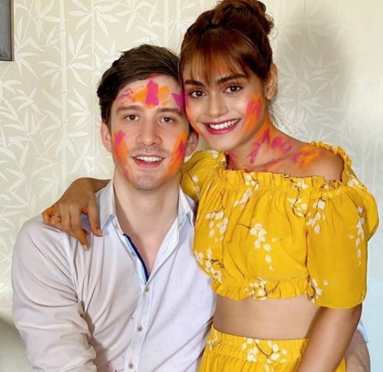 बॉयफ्रेंड संग इन दिनों गोवा में नजर फेम एक्ट्रेस, बताया क्यों टली शादी