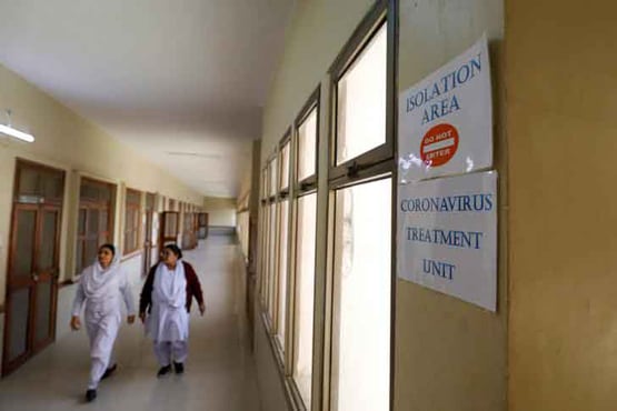 पाकिस्तान: मरीज बनकर कर रहे गंदे मैसेज, डॉक्टर बोलीं- इस समय भी ऐसी सनक