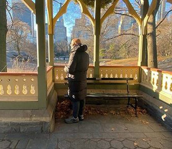 भूली बिसरी यादों में खोए अनुपम खेर, शेयर की सेंट्रल पार्क की तस्वीरें