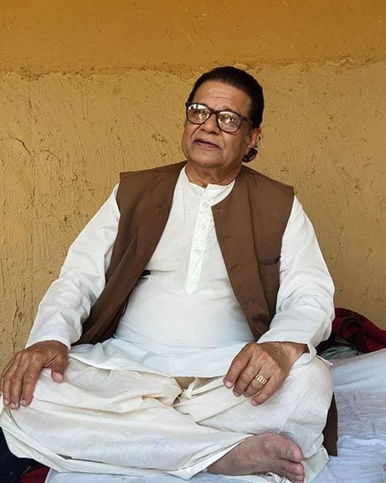 करियर की उल्टी गंगा, भजन सम्राट से ग्लैमर इंडस्ट्री में पहुंचे अनूप जलोटा