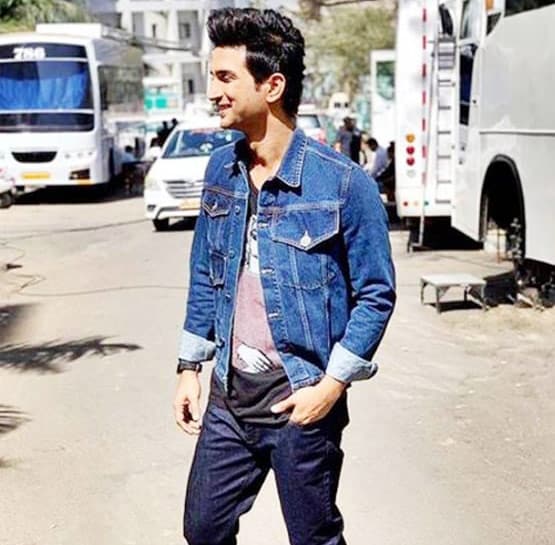 सुशांत को है रिया से खतरा, सुसाइड से 4 महीने पहले परिवार ने पुलिस को बताया