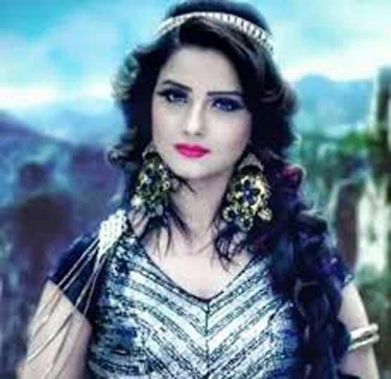 टीवी पर इन एक्ट्रेसेज ने निभाया नागिन का रोल, दीवाने हुए फैन्स