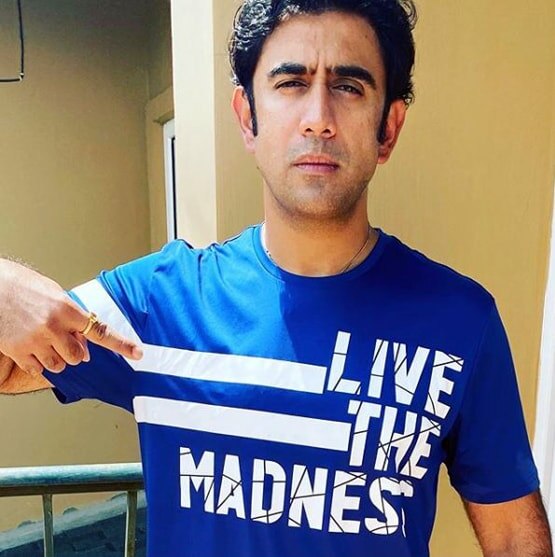 16 की उम्र में घर से भागे, नौकर-गार्ड बने, फिर यूं पाया अमित साध ने मुकाम