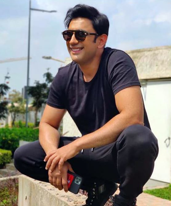 16 की उम्र में घर से भागे, नौकर-गार्ड बने, फिर यूं पाया अमित साध ने मुकाम