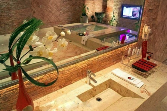 देखेंः अमिताभ बच्चन के बंगले 'जलसा' की Inside Pictures