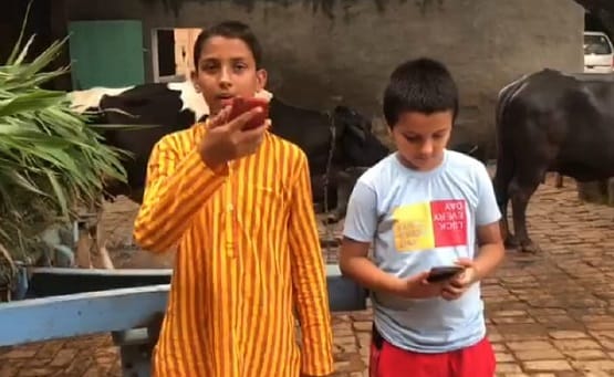 गांव तक ICC अंपायर ने पहुंचाया इंटरनेट, पेड़ पर चढ़कर करते थे बात