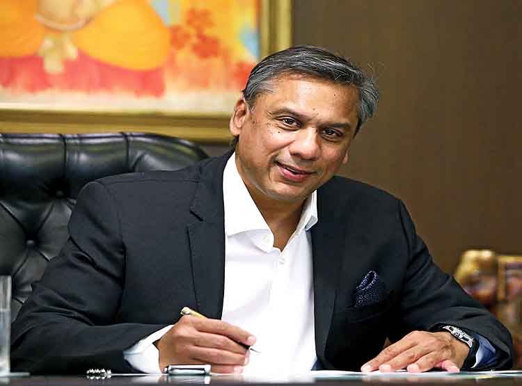 इस बिजनेसमैन ने खरीदा भारत का सबसे महंगा फ्लैट, कीमत 100 करोड़