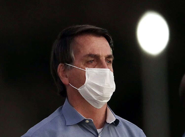 कोरोना के बाद ब्राजील के राष्ट्रपति के फेफड़ों में 'मोल्ड', जानिए क्या है बीमारी