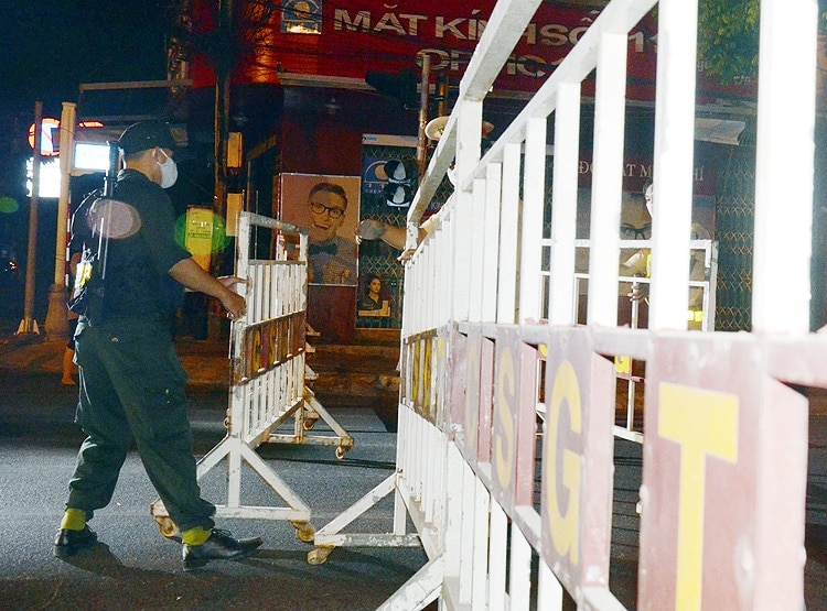 पहले एक भी केस नहीं, अब वियतनाम में फैल रहा नया रहस्यमय कोरोना