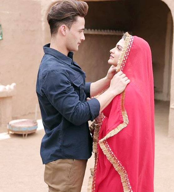 बैकग्राउंड डांसर से बिग बॉस फाइनलिस्ट तक, ऐसी है आस‍िम के स्टार बनने की स्टोरी