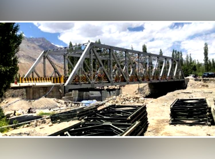 तीन महीने, तीन पुल...देखें चीन बॉर्डर पर BRO के कमाल की एक्सक्लूसिव तस्वीरें