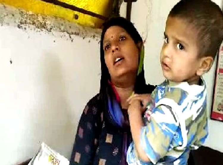 अपहरण: 'पति को जिंदा या मुर्दा भेज, नहीं तो तेरे बच्चे की मुंडी भेज दूंगी'