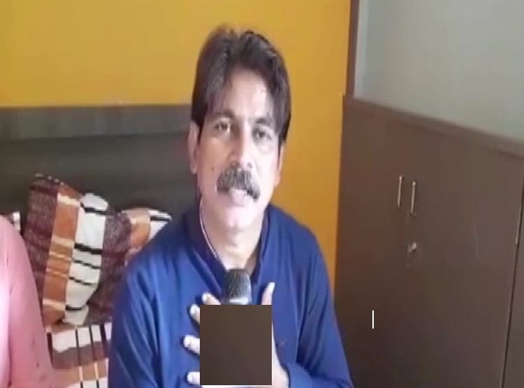 शौक बड़ी चीज है...कैमरे के आकार का घर, बेटों का नाम कैनन और निकॉन