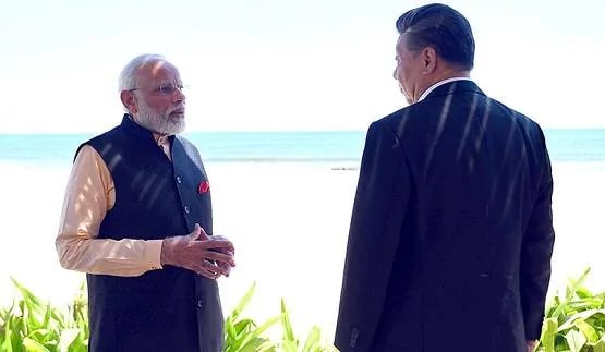 गुस्से में चीन ने ब्रिटेन से कहा- बीच में ना पड़ो, हम और भारत देख लेंगे